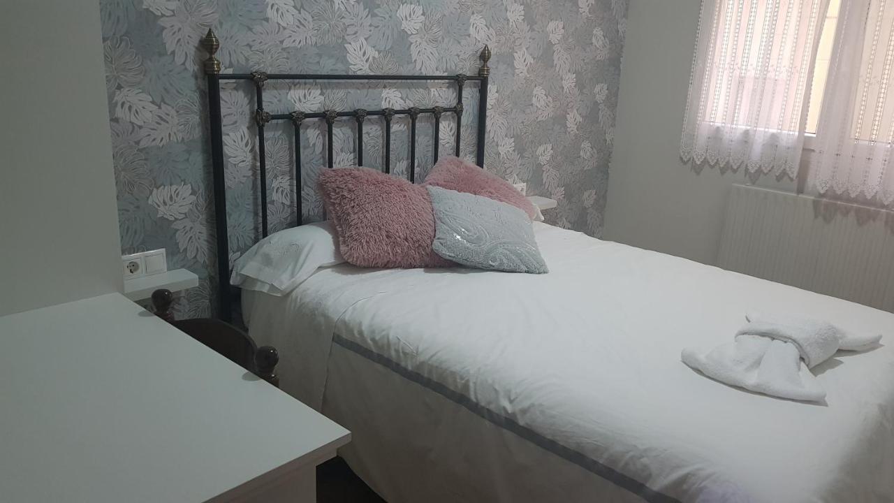 Apartamentos Paz Ribadeo Exteriér fotografie